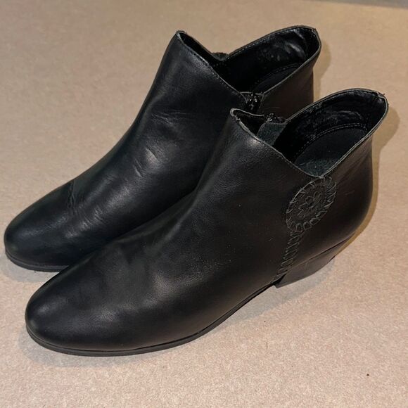 JACK ROGERS Black Booties - Picture 1 of 9